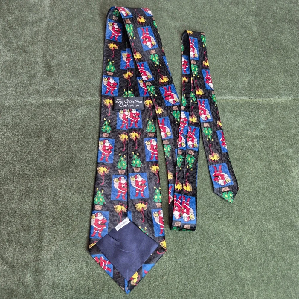 The Christmas Collection Santa Neck‎ Tie Novelty Holiday Christmas Tree Bells
